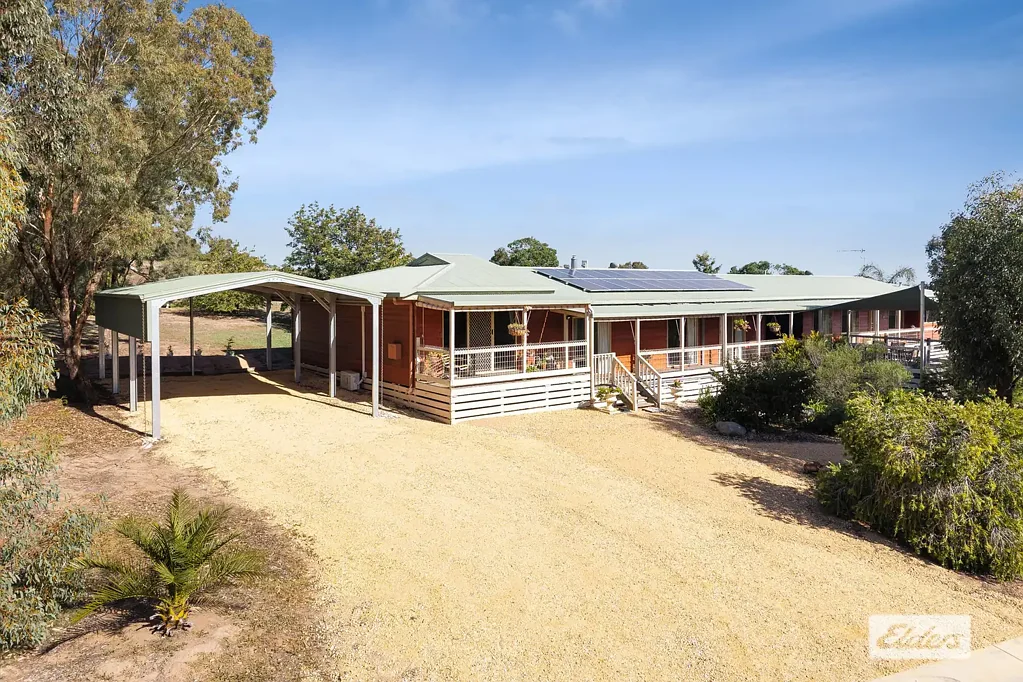 Lockwood South 6 Slaapkamer Two Homes, One Exceptional Lifestyle. A Rare Dual-Occupancy Opportunity on 21 Acres