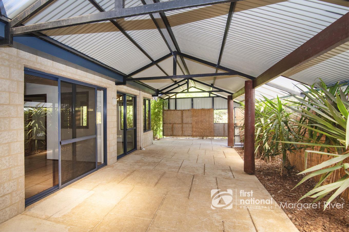 4 BOTTLEBRUSH DR, MARGARET RIVER WA 6285, 0房, 0浴, House