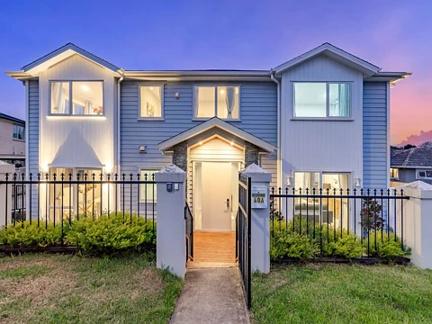 Hillsborough 5房  Space Stylish Family Home