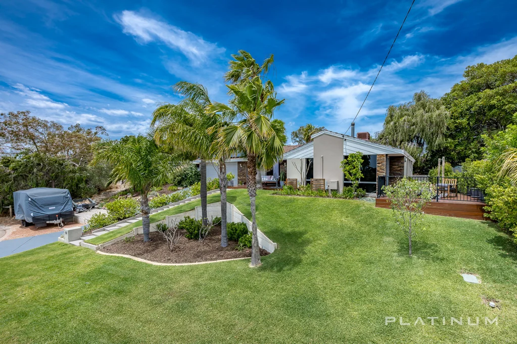 7 Orion Court, Craigie, WA 6025