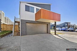 34b Curlewis Street, Gledswood Hills