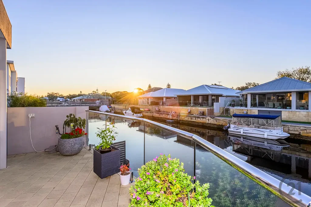 6 Houtman Lane, Wannanup, WA 6210