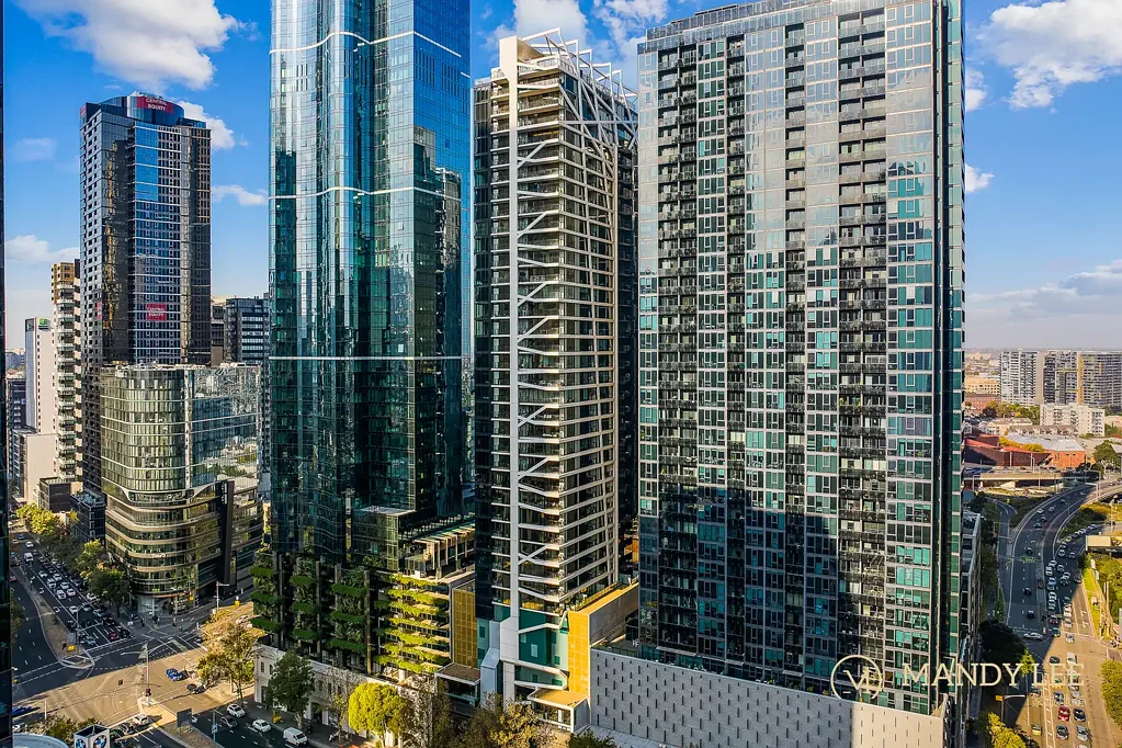 Southbank 2房 核心地段 高端2卧公寓 采光充沛 私享城市景观 顶级配套 桑拿健身泳池俱全 生活至上佳选 Stunning 2BR Apartment