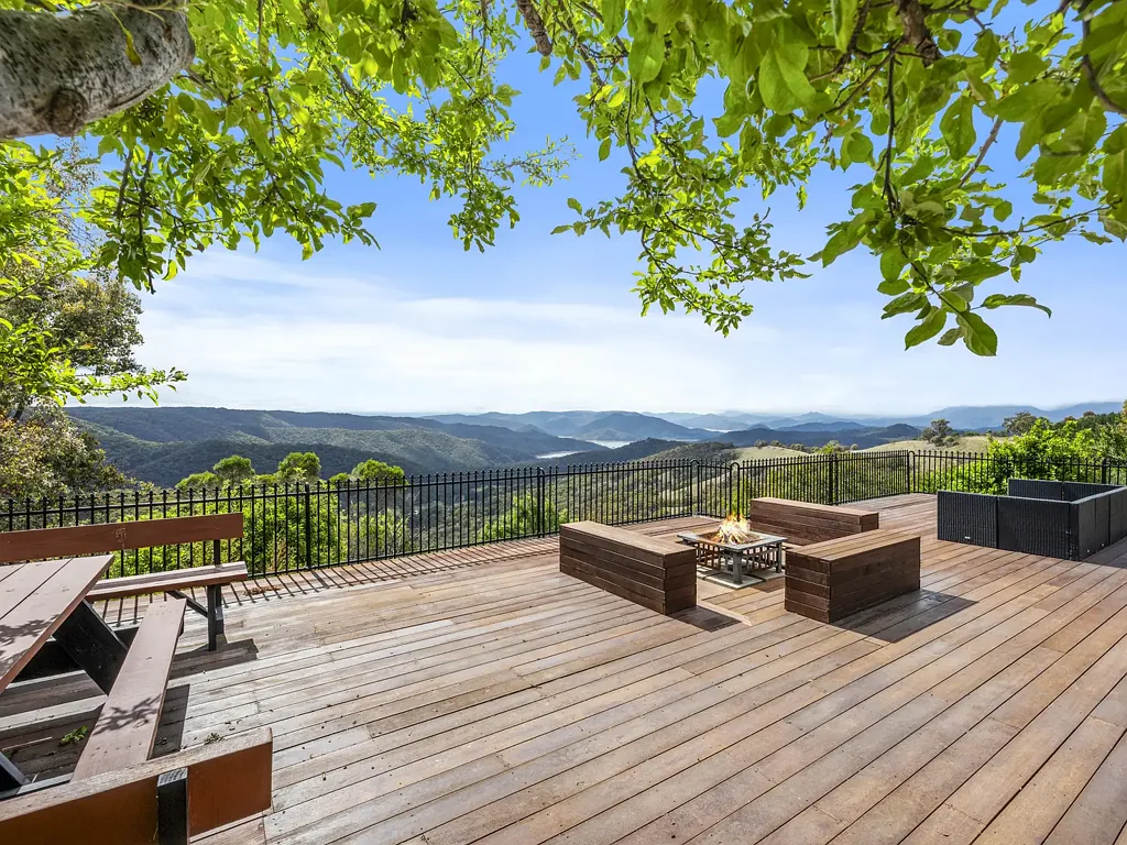 Maintongoon 5ห้องนอน A Scenic Hilltop Haven With Endless Appeal