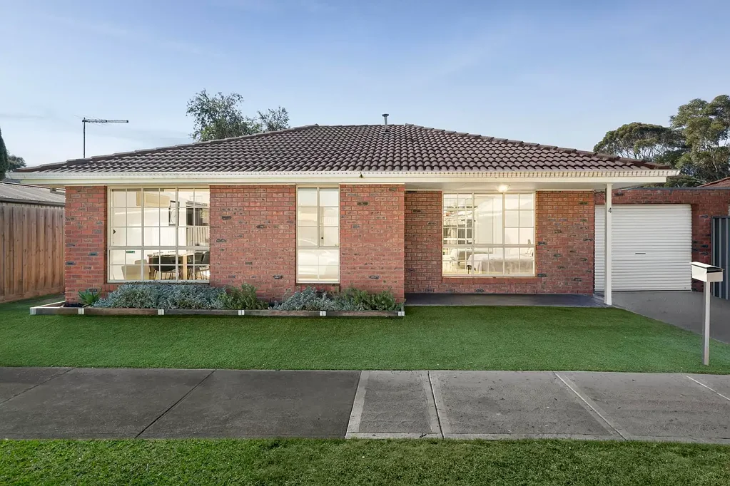 Altona North 2 Bedroom There's No Better Way To Begin