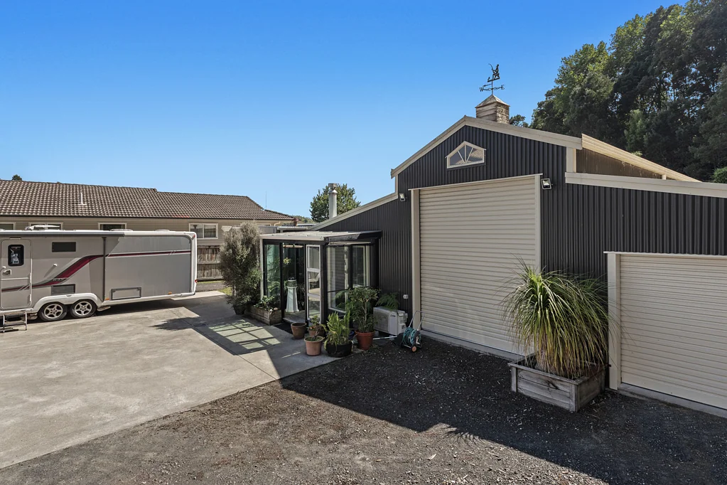 Kawerau 1 Slaapkamer Big shed, simple living