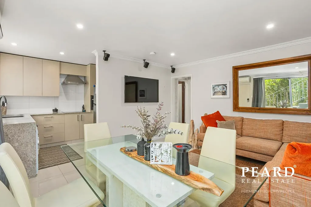 Fully Furnished & Renovated 2-Bedroom Ground Floor