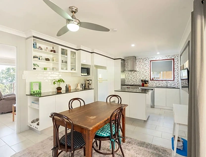 43 Mountain View Drive, Goonellabah, NSW 2480, 4房, 2浴, 独立屋