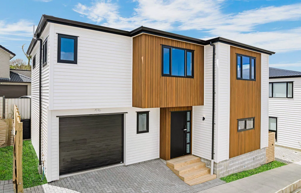 Glendene 4 Bedroom Urgent sale - Motivated Develop to cash out