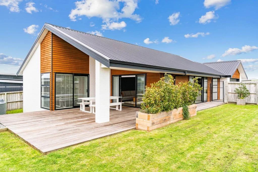 Mangawhai 3Moenga Solid and Stylish In The Village