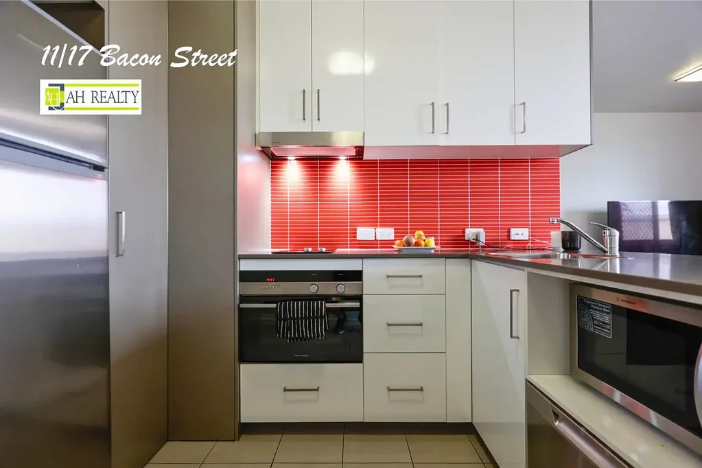 Moranbah 1房  EXCEPTIONAL 11.4% YIELD | EXECUTIVE, FULLY FURNISHED UNIT WITH PRIVATE BALCONY