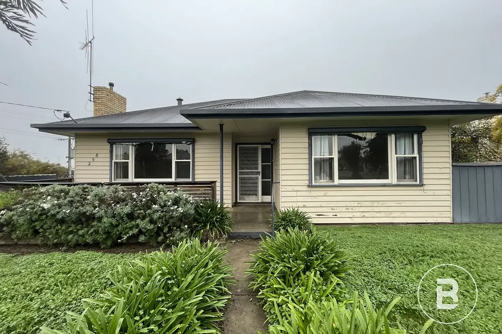 THREE BEDROOM HOME COMPACT BLOCK