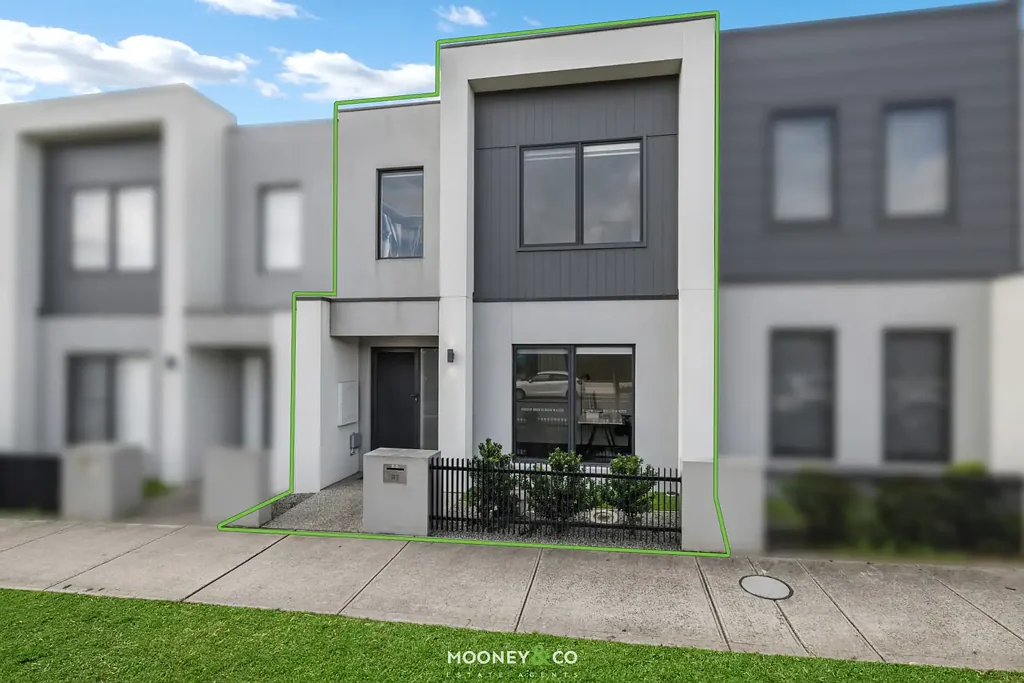 83 Ramlegh Boulevard, Clyde North, VIC 3978