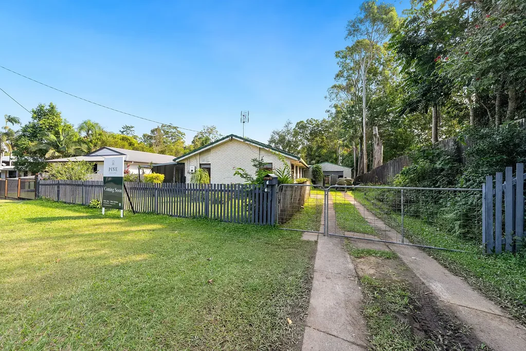 Landsborough 3Zimmer Endless Potential in a Prime Position