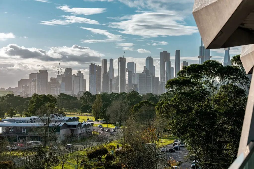 604/77 Queens Road, Melbourne, VIC 3004