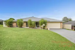 30 TIPPERARY DR, Ashtonfield