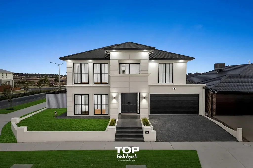 184 Alexander Boulevard, Clyde North, VIC 3978