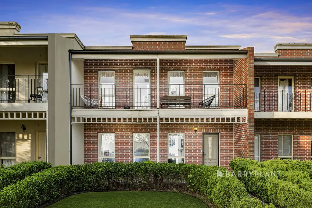 3/10 Parkhill Drive, Berwick, VIC 3806