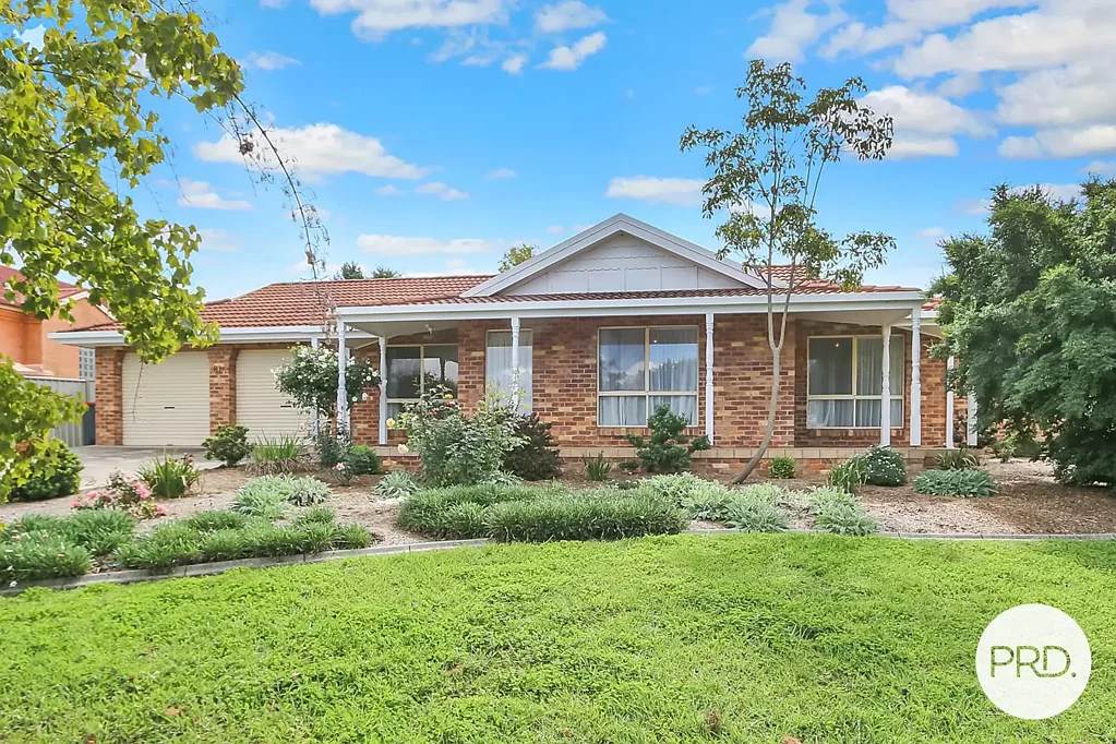 HOME IN THE HEART OF NORRIS PARK!