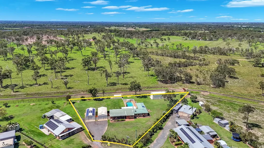 3 Sunrise Court, Branyan, QLD 4670