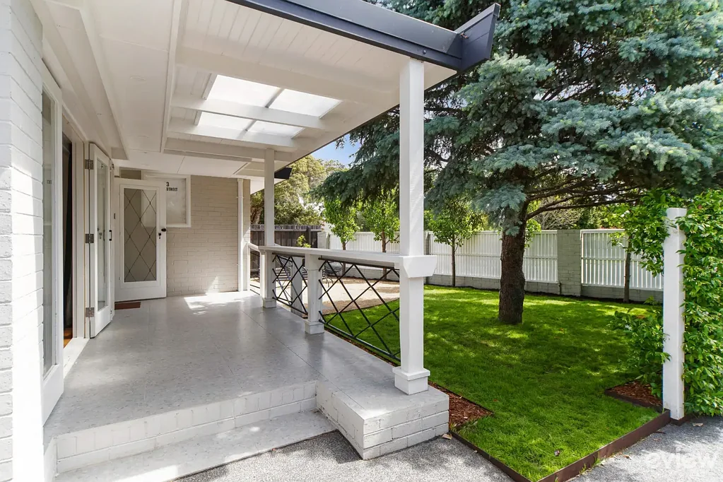 1/13 Swift Street, Frankston, VIC 3199