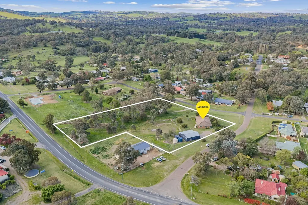29 Wellington Street, Binalong, NSW 2584