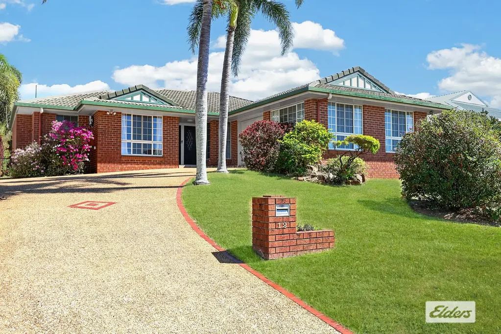 Pacific Heights 5Kwarto A Big Family Home with Sea Views.