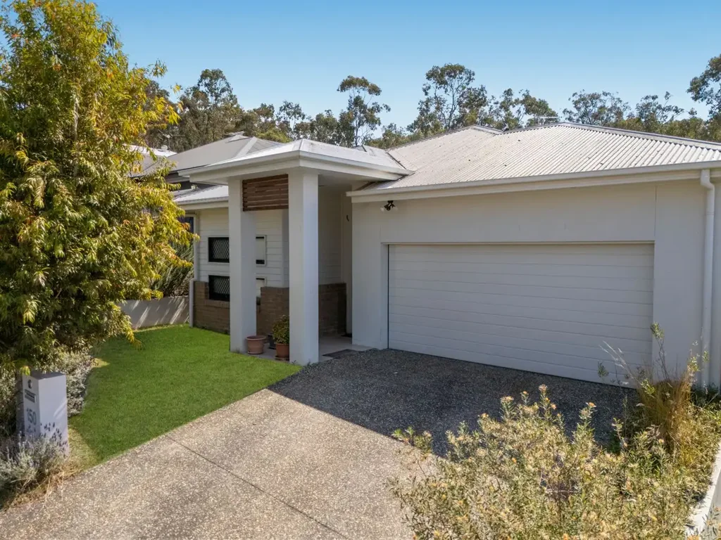 Augustine Heights 4 Slaapkamer SPACIOUS FAMILY HOME WITH GREAT YARD, TENANTED UNTIL MARCH 2026.