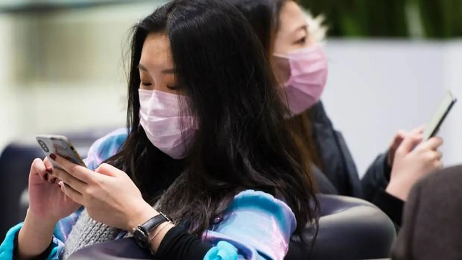 新西兰应对疫情政策遭质疑：这是一场赌博，将这些人员置于危险第一线！
