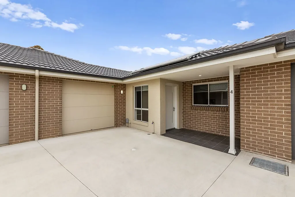 Gorokan 2 Bedroom Quality Low Maintenance Living