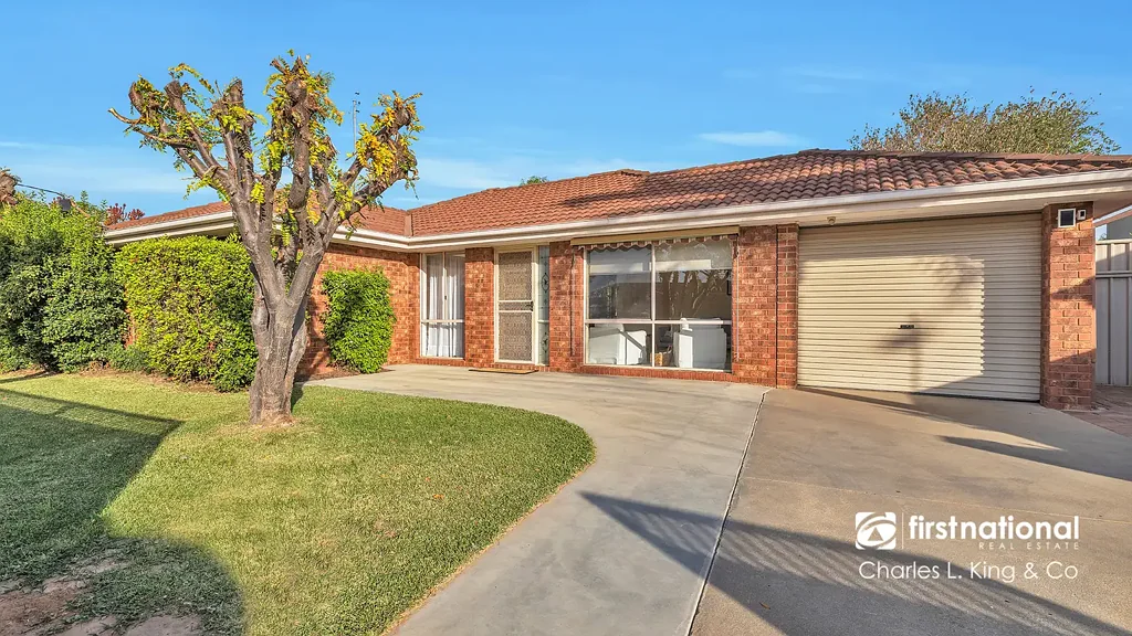27 Butcher Street, Echuca, VIC 3564