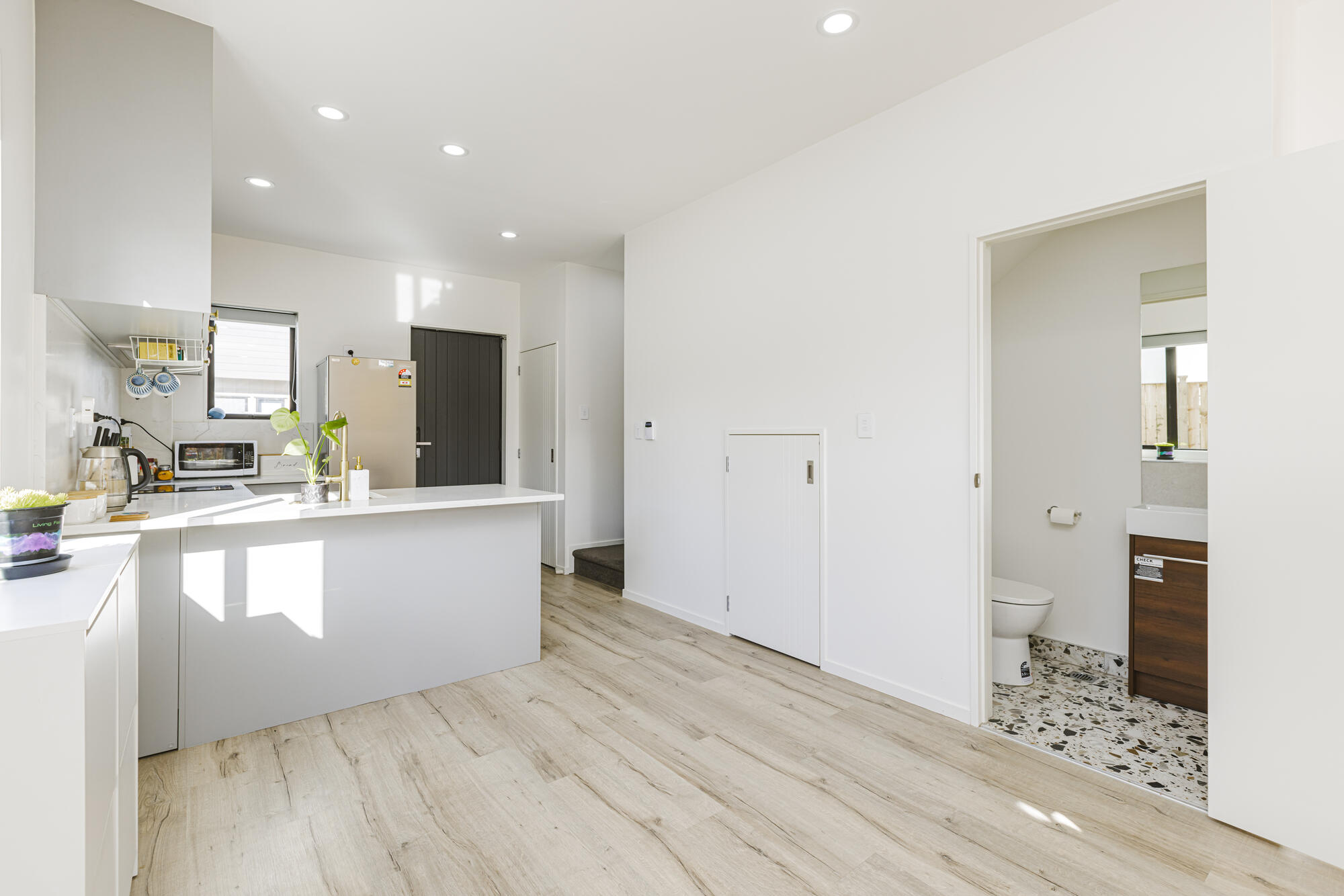 1/77 Glenmore Road, Sunnyhills, photo 6