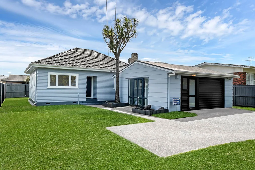 Papakura 2બેડરૂમ Fully Renovated Family Haven Awaits!