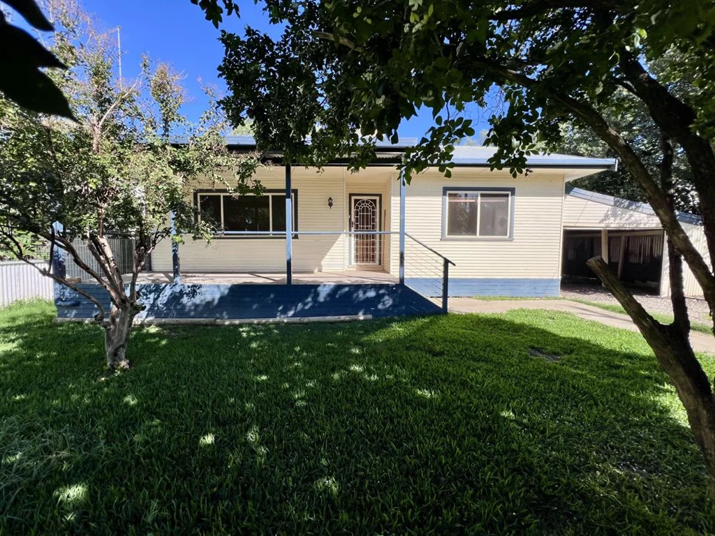 Moree 3Moenga Quality Investment or First Home