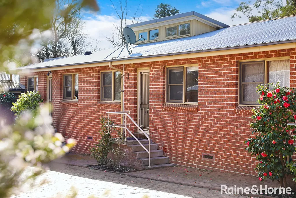 Bowral 2房  'Teddington Court' - Enjoy Comfortable Living In The Heart Of Bowral