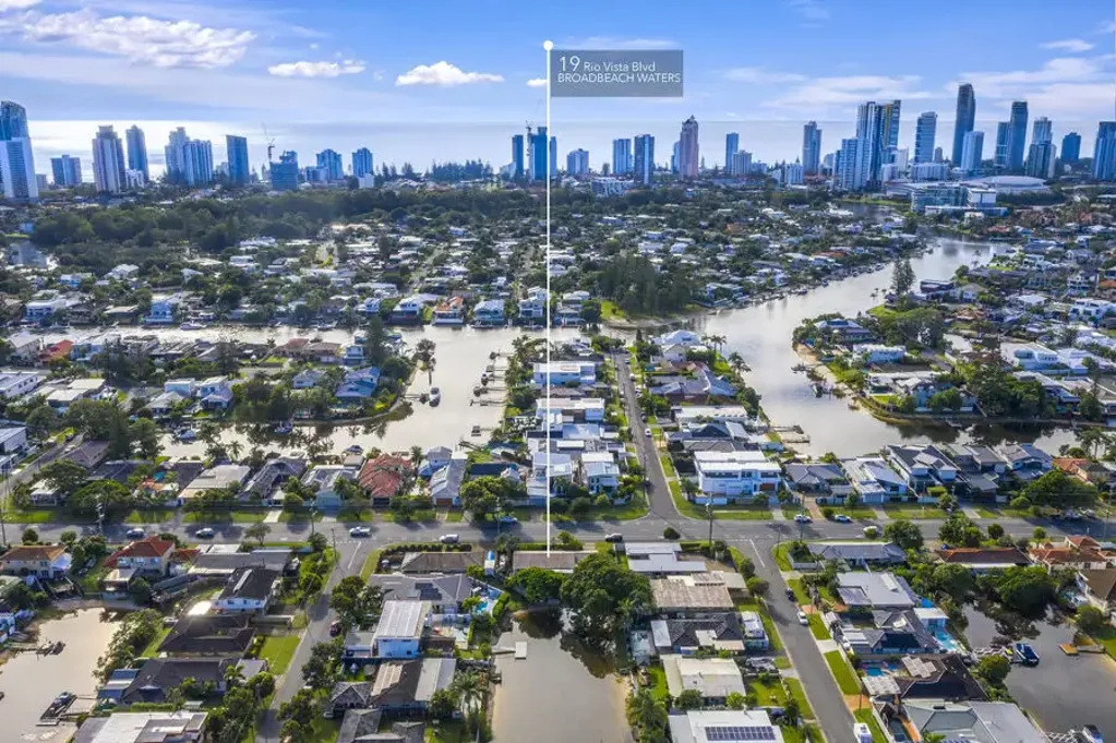19 Rio Vista Boulevard, Broadbeach Waters, QLD 4218