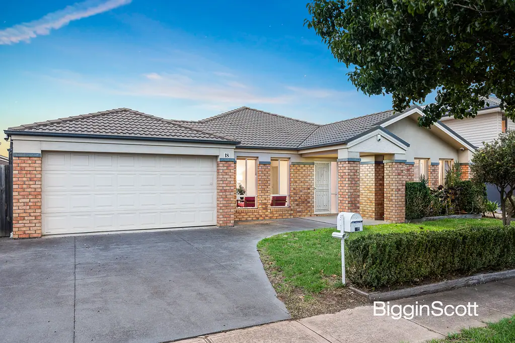 18 Fantail Crescent, Williams Landing, VIC 3027
