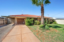14 Teahan Street, South Kalgoorlie
