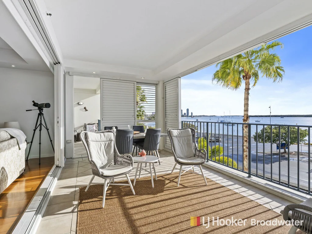 127/326 Marine Parade, Labrador, QLD 4215
