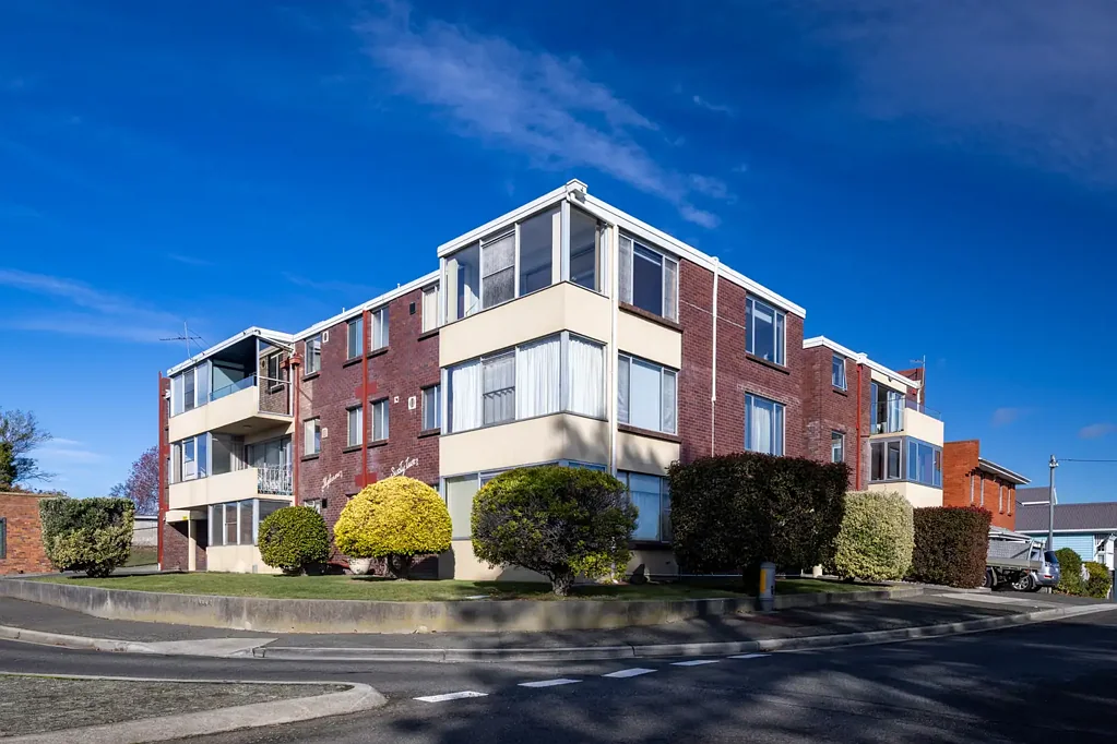 Launceston 2房  Tamar River Views - Stylish 2-Bedroom on City's Edge