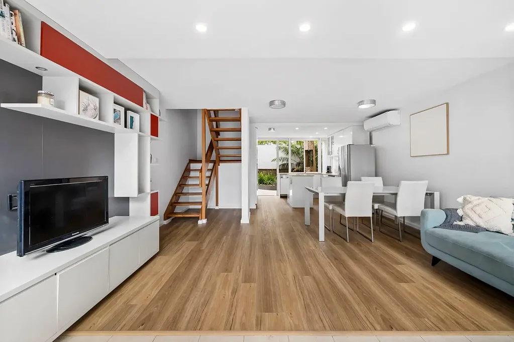 Glebe 3Zimmer Tranquil tri-level residence with private gardens