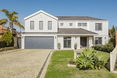 Yanchep 5 Slaapkamer UNDER OFFER by Team Woodall - Ray White