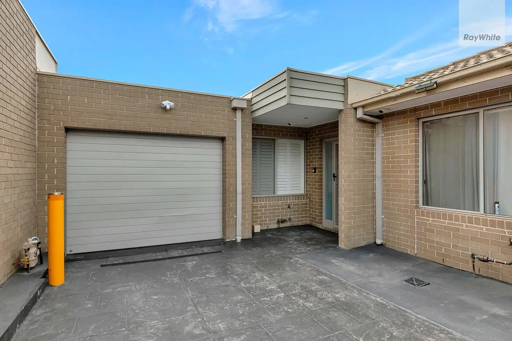 Low Maintenance Living in a Convenient Location