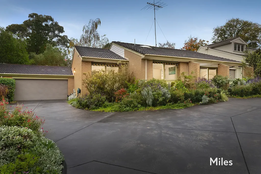 Eaglemont 3Kwarto Superbly-Enhanced & Extra-Spacious In An Elite Setting