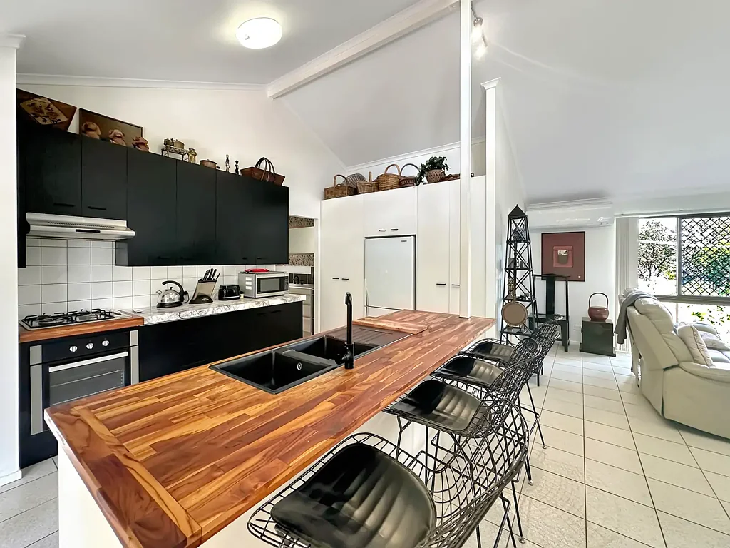 Macleay Island 3Zimmer Dual Living with Bay Views - North End of Macleay Island
