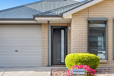 16 Hooper Place, Christies Beach, SA 5165, 3 Bedrooms, 2 Bathrooms, House