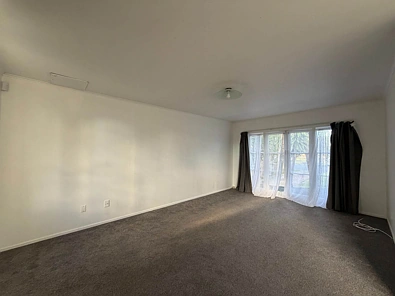 Family Living in Papakura