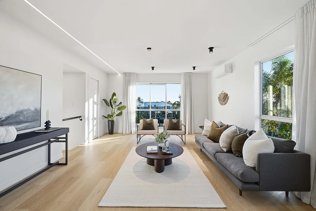Belmont 3Moenga Your designer dream home!