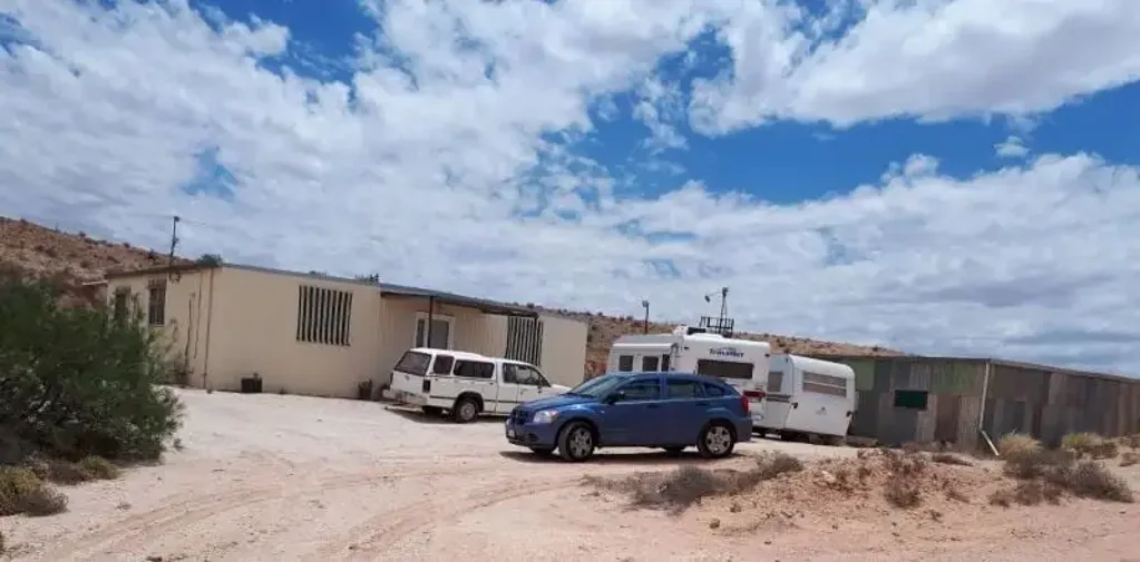Coober Pedy 3غرفة نوم BEAUTIULLY PRESENTED HOME (Furniture INCLUDED) Quiet location Large shedding
