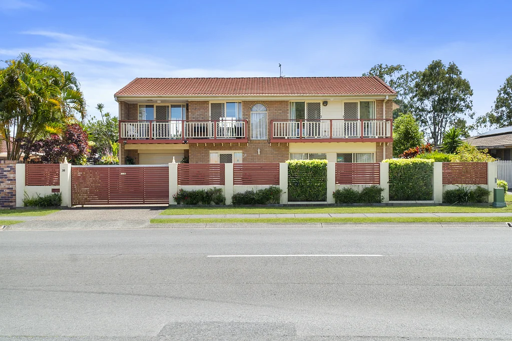 38 Saffron Street, Elanora, QLD 4221